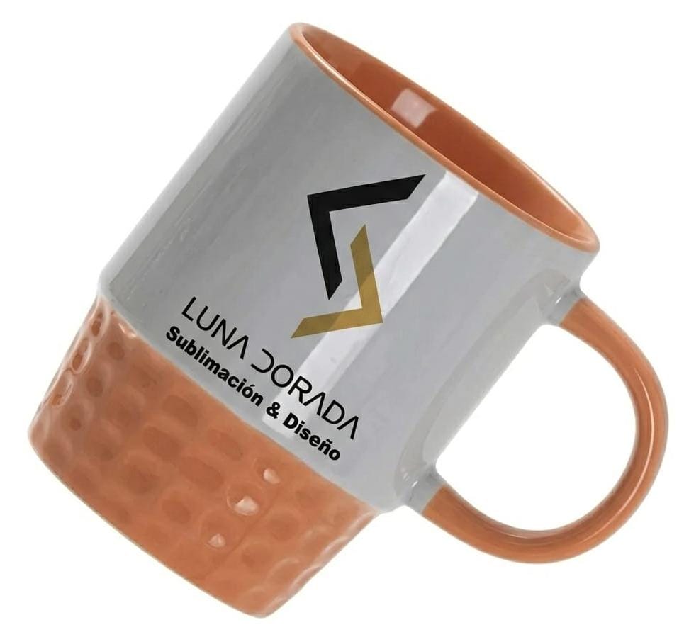 Taza Nórdica Blanco y terracota con base texturizada.